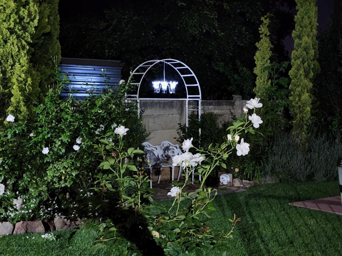 Schnehage Self Catering Apartment Bloemfontein Exterior foto
