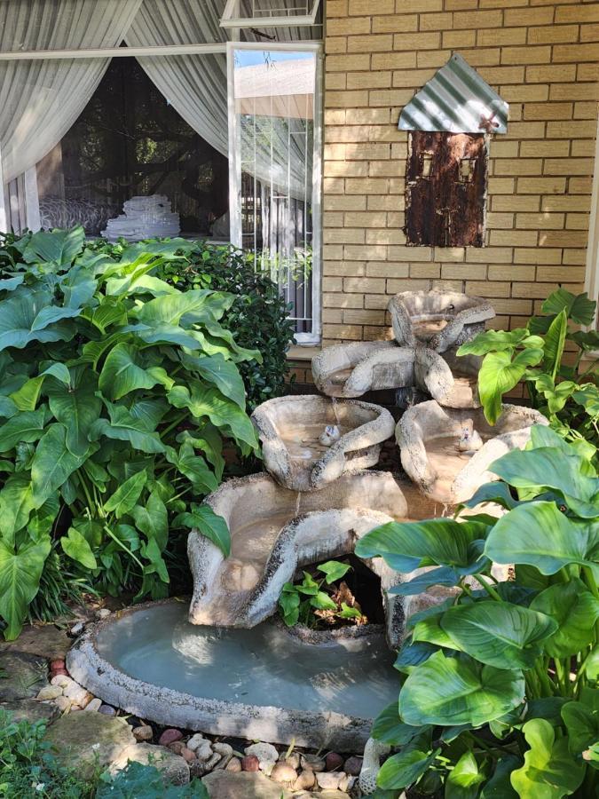 Schnehage Self Catering Apartment Bloemfontein Exterior foto